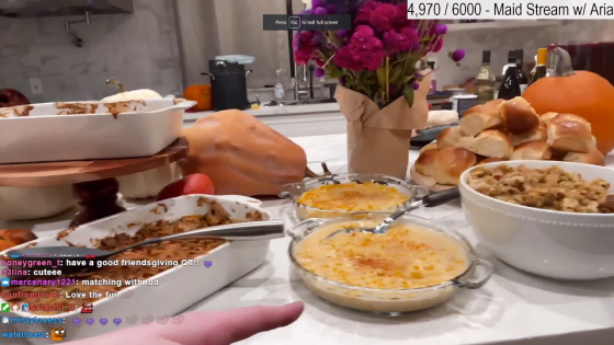 QT shows result of 12h of cooking for OTK Friendsgiving